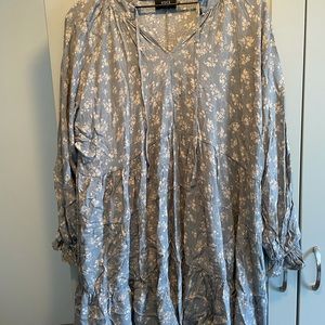 Long sleeve blue white floral dress